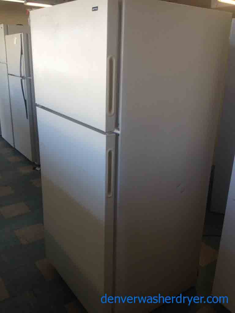 Breezy GE Hotpoint Refrigerator!