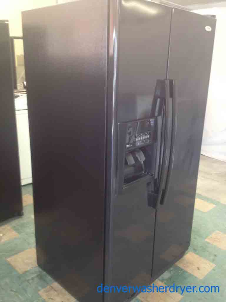 2012 Side-By-Side Black Whirlpool Refrigerator, 25.4 cu.ft.!