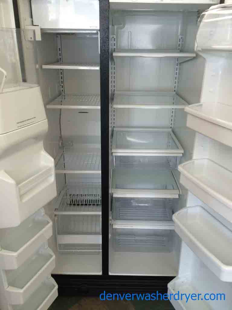 Black SxS Kenmore Refrigerator, in-door ice/water, 25 cu.ft.