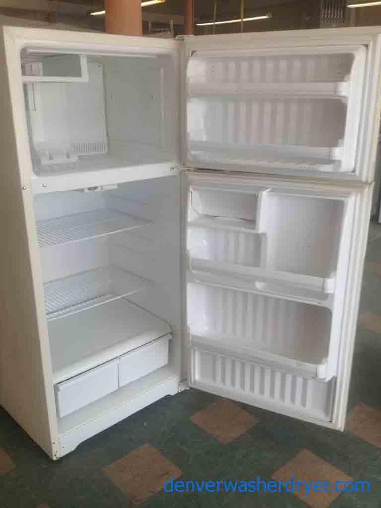 15 Cubic Foot GE Hotpoint Refrigerator!
