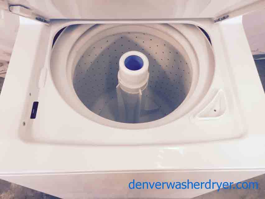 Newer GE 24″ Stackable Washer/Dryer Combo