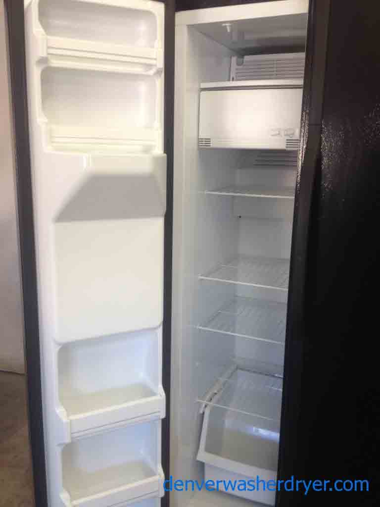 Black Side By Side GE Refrigerator With Ice Maker!