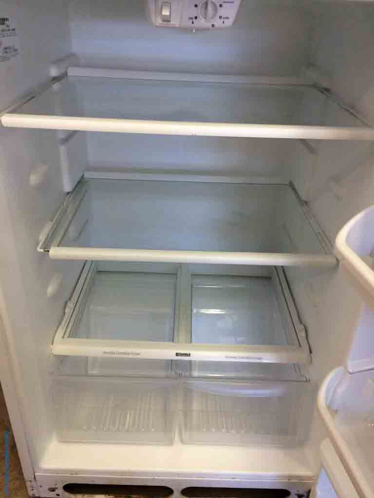 Kenmore Top/Bottom Fridge!