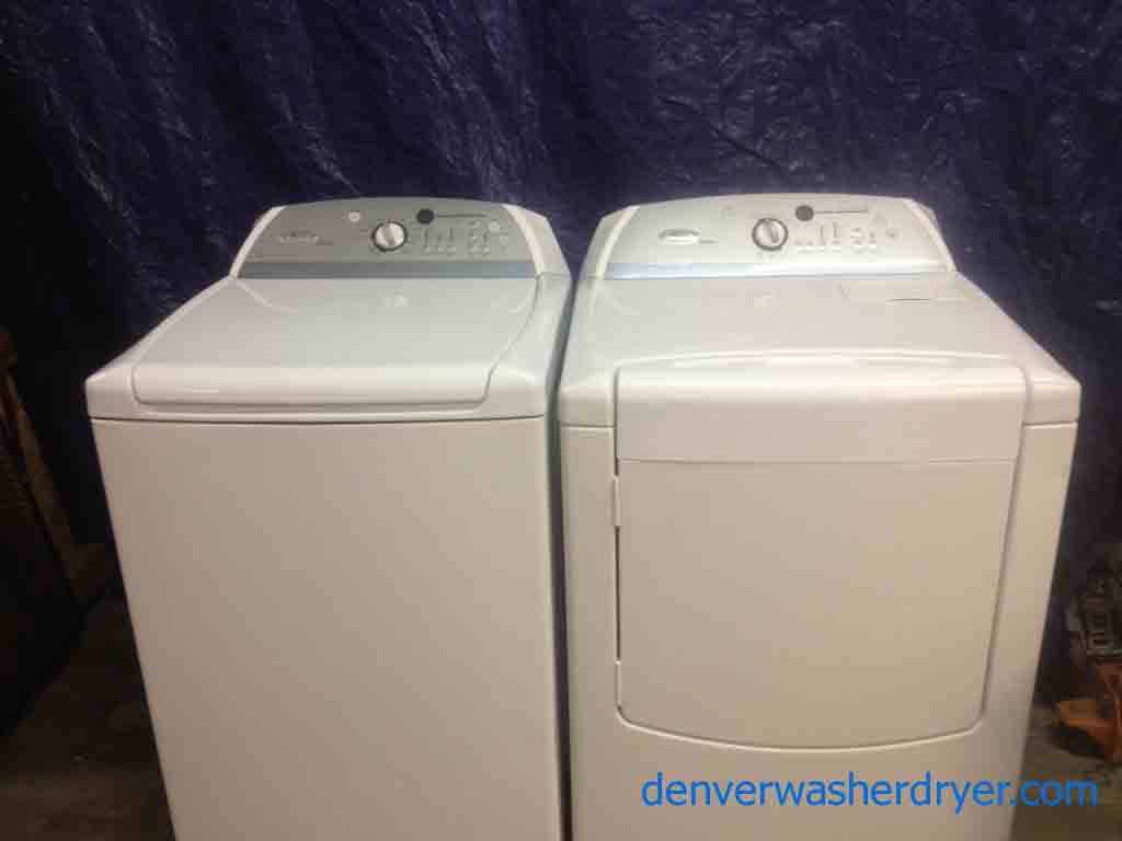 Cabrio HE Washer Dryer Set by Whirlpool