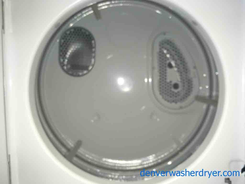 2015 Whirlpool 24″ Stackable Laundry Center, 220v