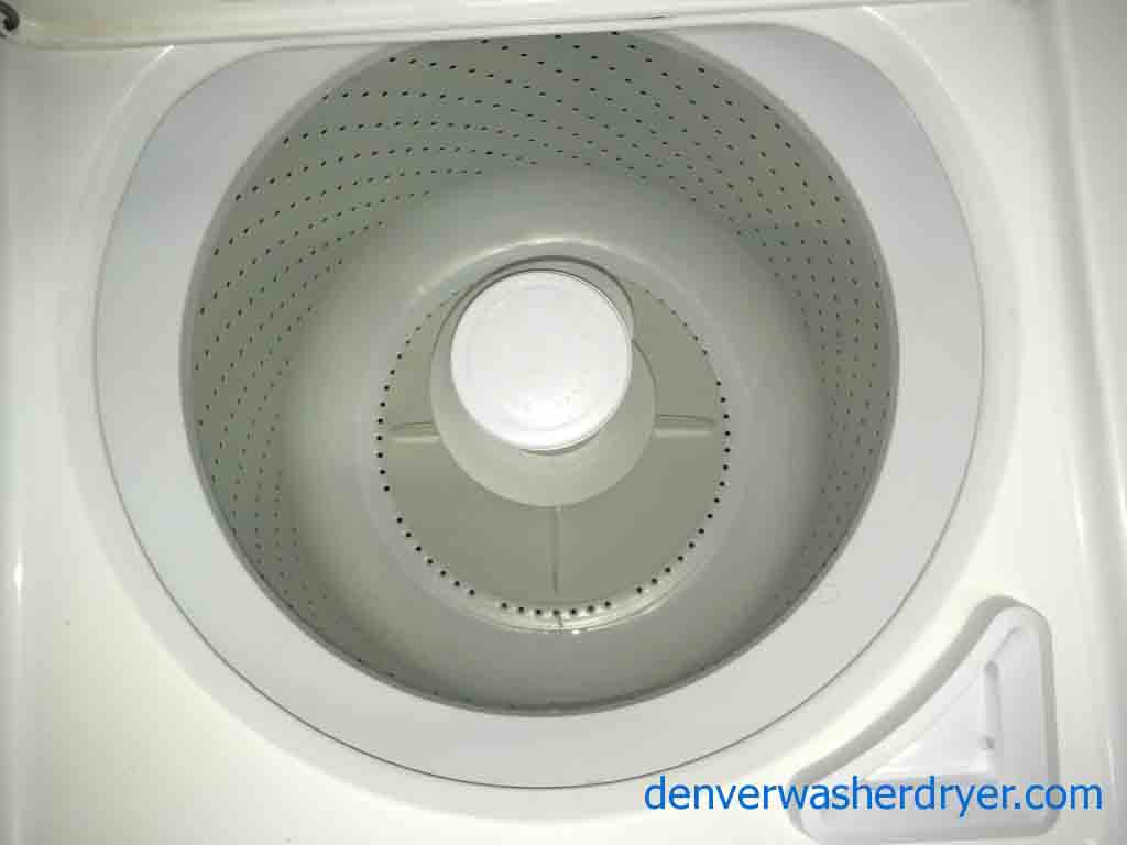 Elegant Estate by Whirlpool Washer Dryer Set