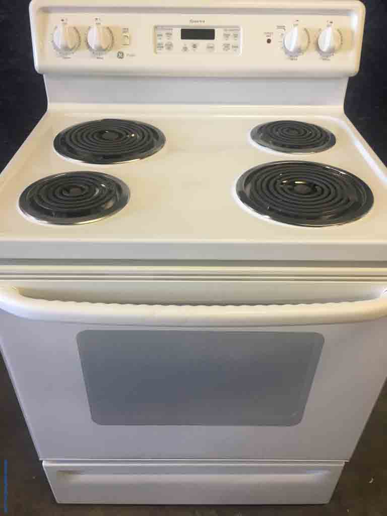 White GE Electric Coil Top Range!