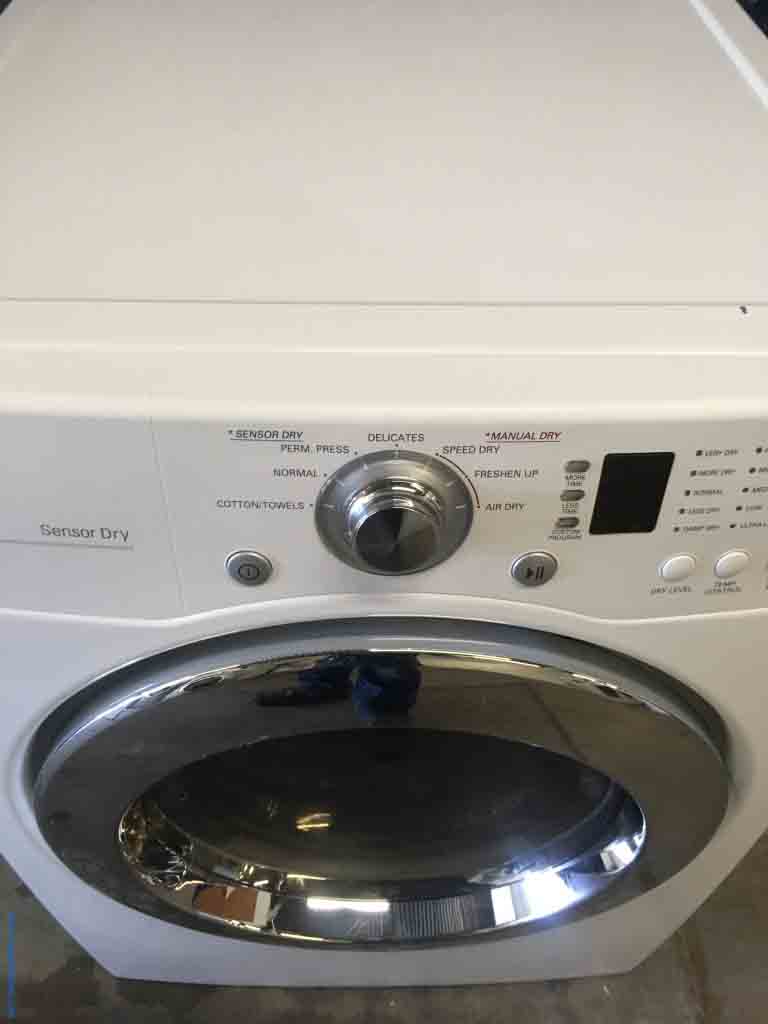 Terrific LG Tromm Single Electric Clothes Dryer!
