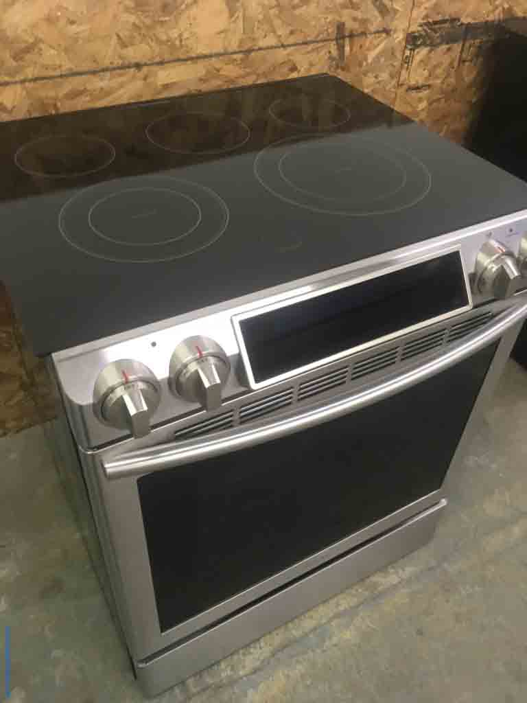 Sleek Stainless Samsung Glass-Top Slide-In Oven Electric