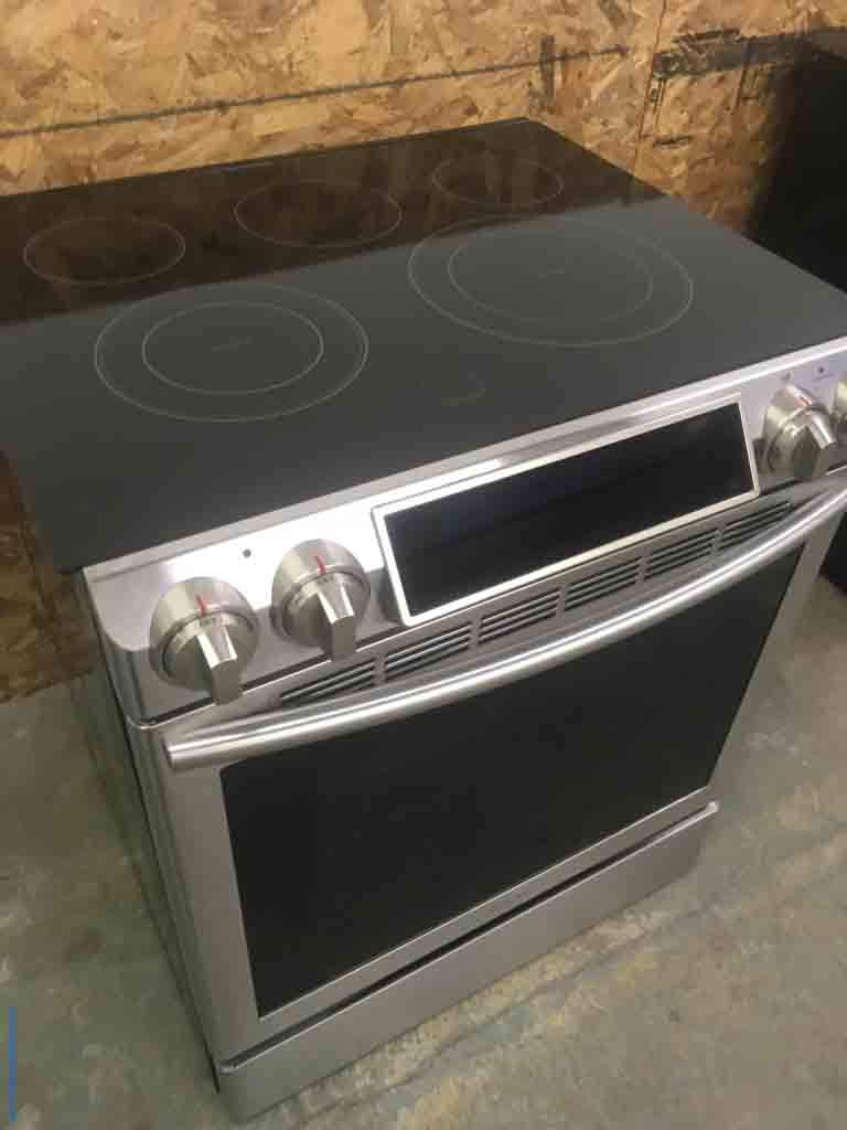 Large Images for Sleek Stainless Samsung GlassTop SlideIn Oven
