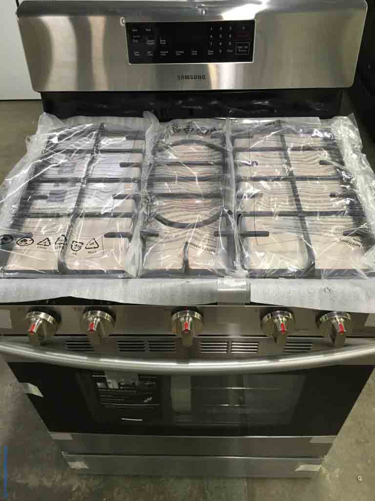 NEW! Stainless Steel 5-Burner Gas Range, 30″ Freestanding, Samsung