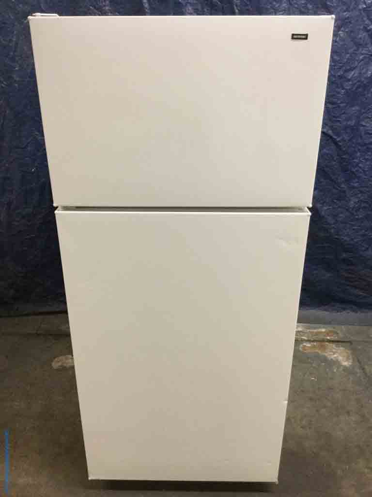 Refrigerator, 17 Cu. Ft. Hotpoint(GE), White, Clean and Works Great!