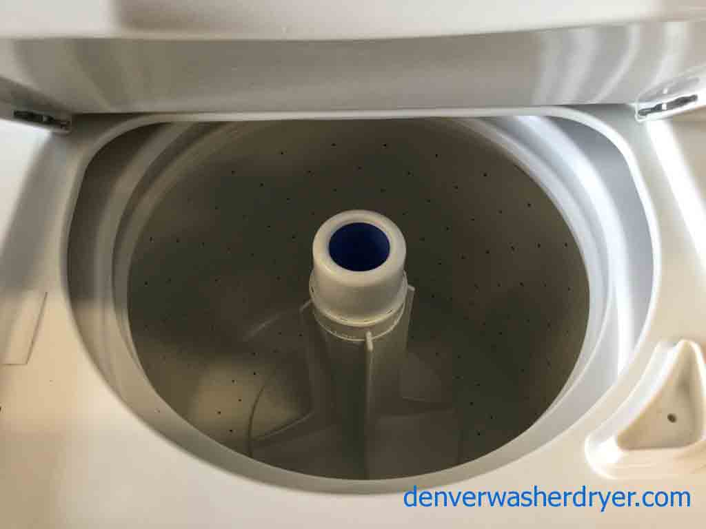 27″ Full-Size Stacked Laundry Center, Kenmore (GE), Electric/220V