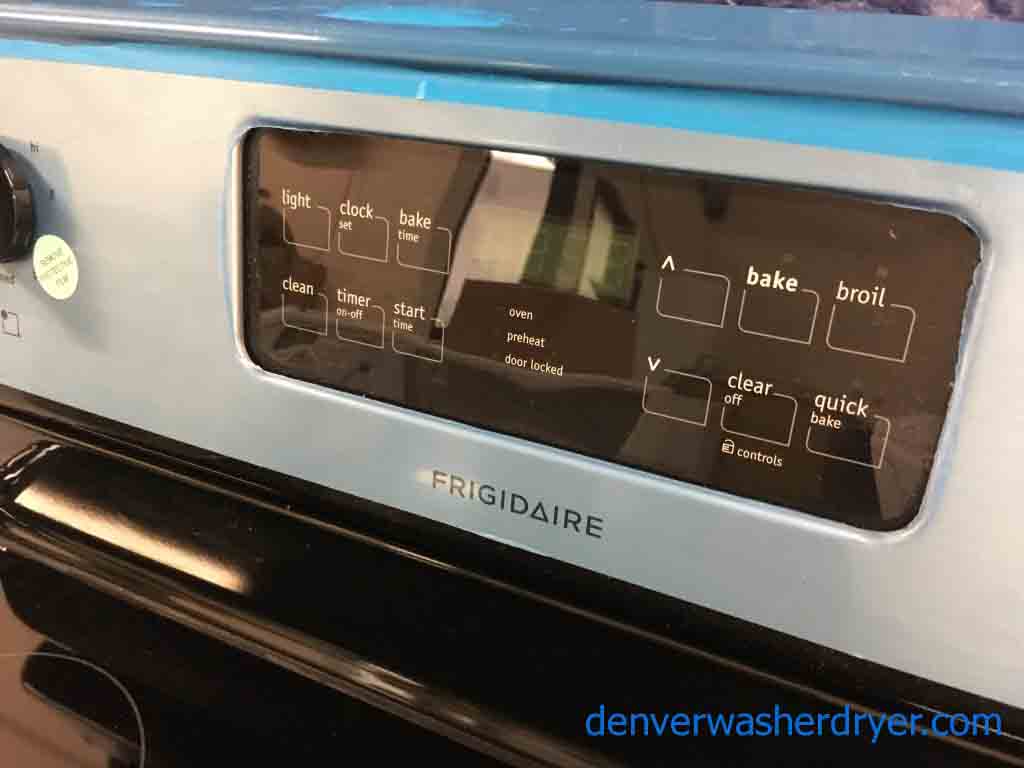 Black and Stainless Frigidaire 5.4 Cu. Ft. Self-Cleaning Freestanding Electric Convection Oven Glass Top Stove!