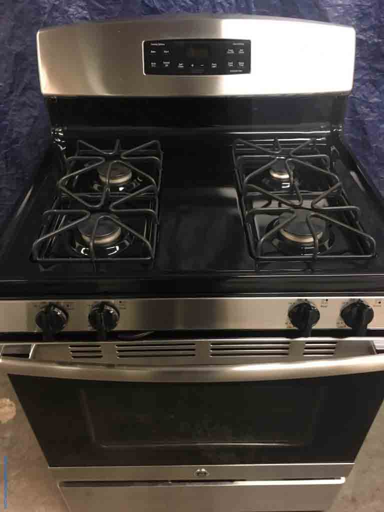 Large Images for *GAS* Black/Stainless GE Freestanding 5cu ft Self