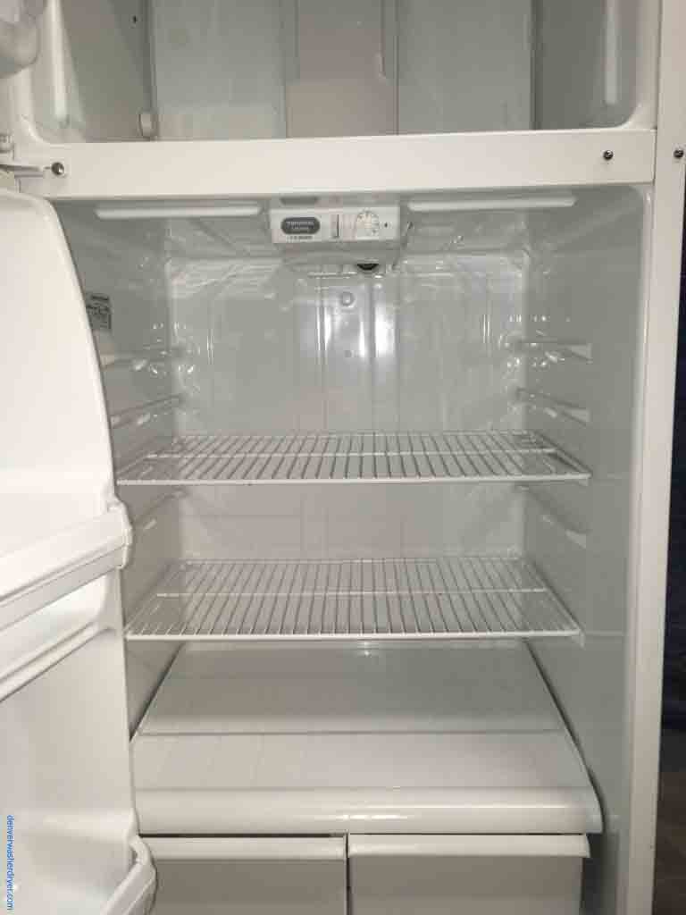 Large Images for White GE fridge 15 cu ft 1 year warranty 3287