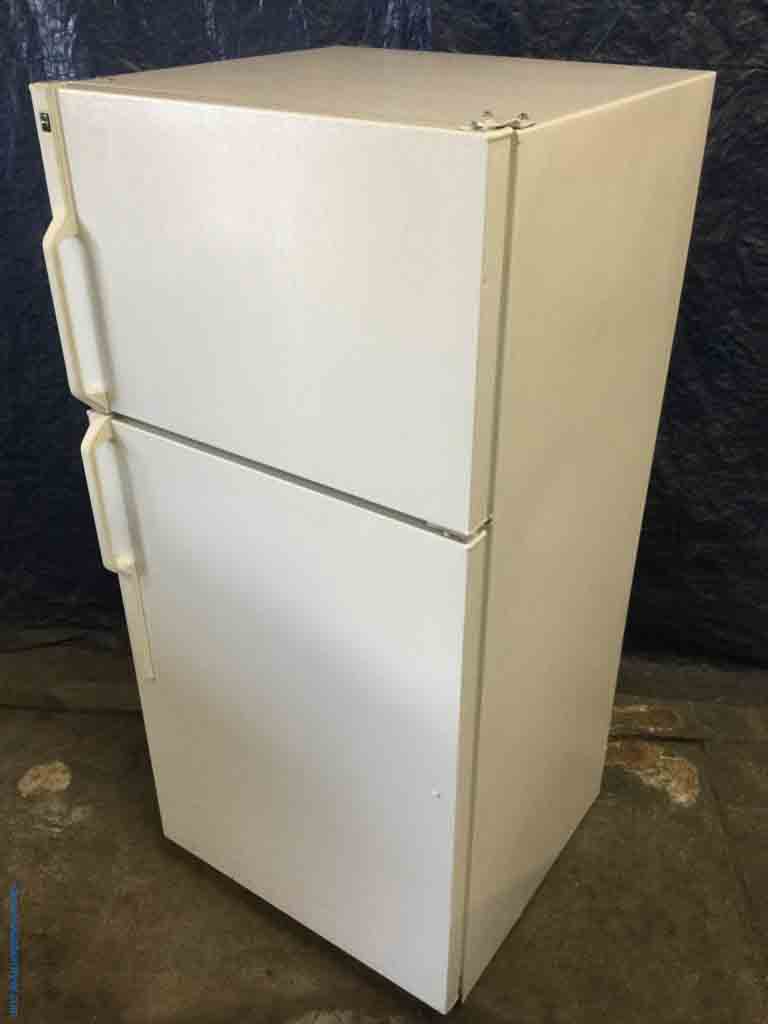Discount Refrigerator, 14 Cu. Ft. Hotpoint(GE), White, Clean, 1-Year Warranty