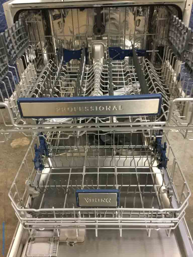 Large Images for Gently Used Viking Professional Stainless Dishwasher