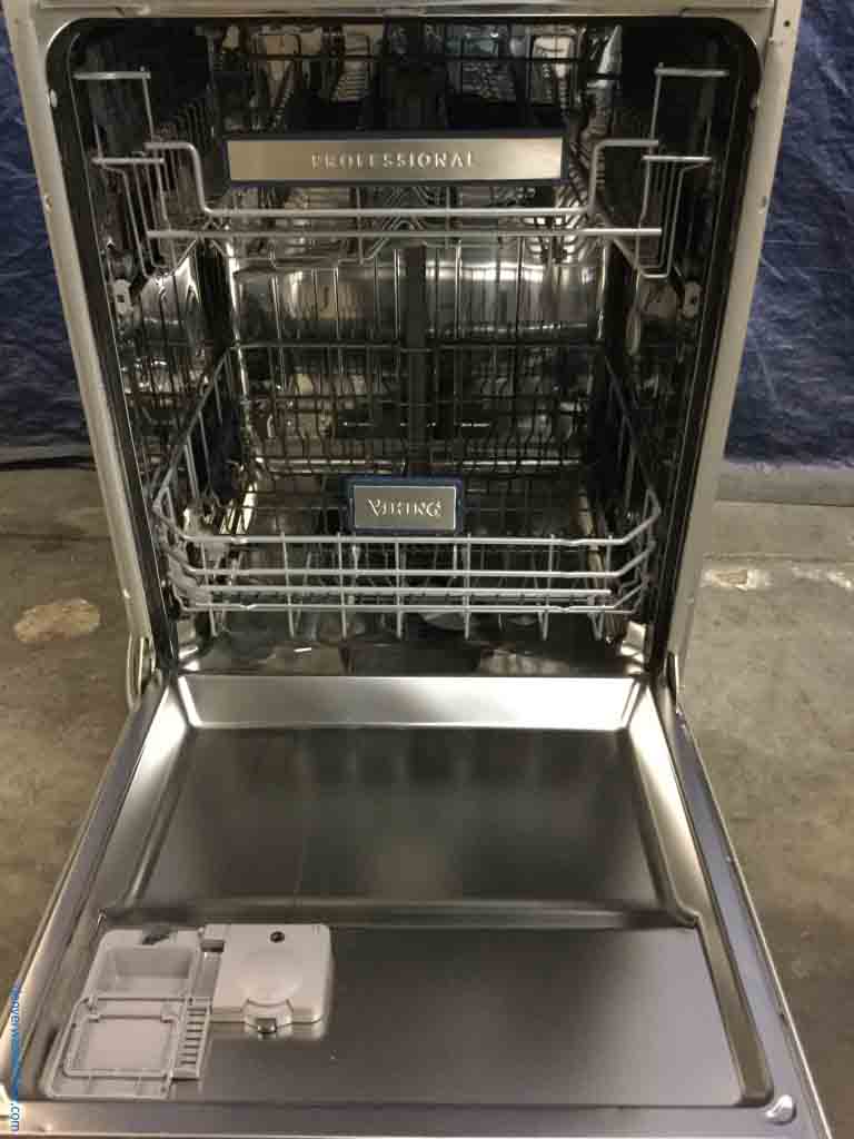 Gently Used Viking Professional Stainless Dishwasher, Hidden Controls, 24″ Buillt-In with Hidden Controls, 1-Year Warranty