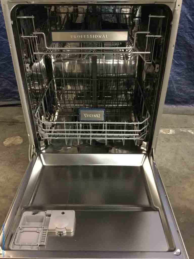Large Images for Gently Used Viking Professional Stainless Dishwasher