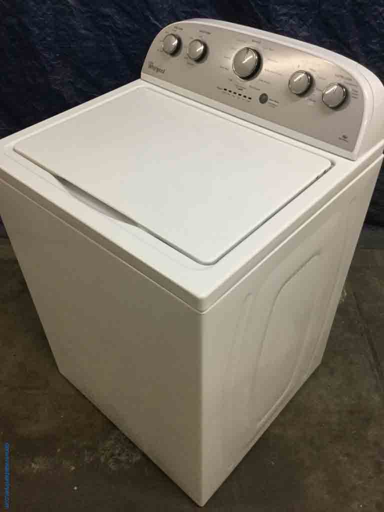 Perfect Whirlpool Washing Machine, Full-Size, Loaded with Options, 1-Year Warranty!