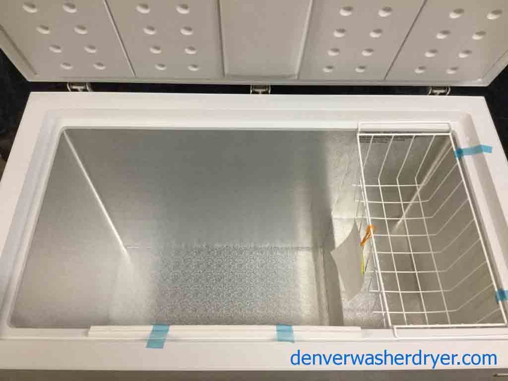 New 10.2 Cu. Ft. Chest Freezer by Insignia, Works Great! 1-Year Warranty