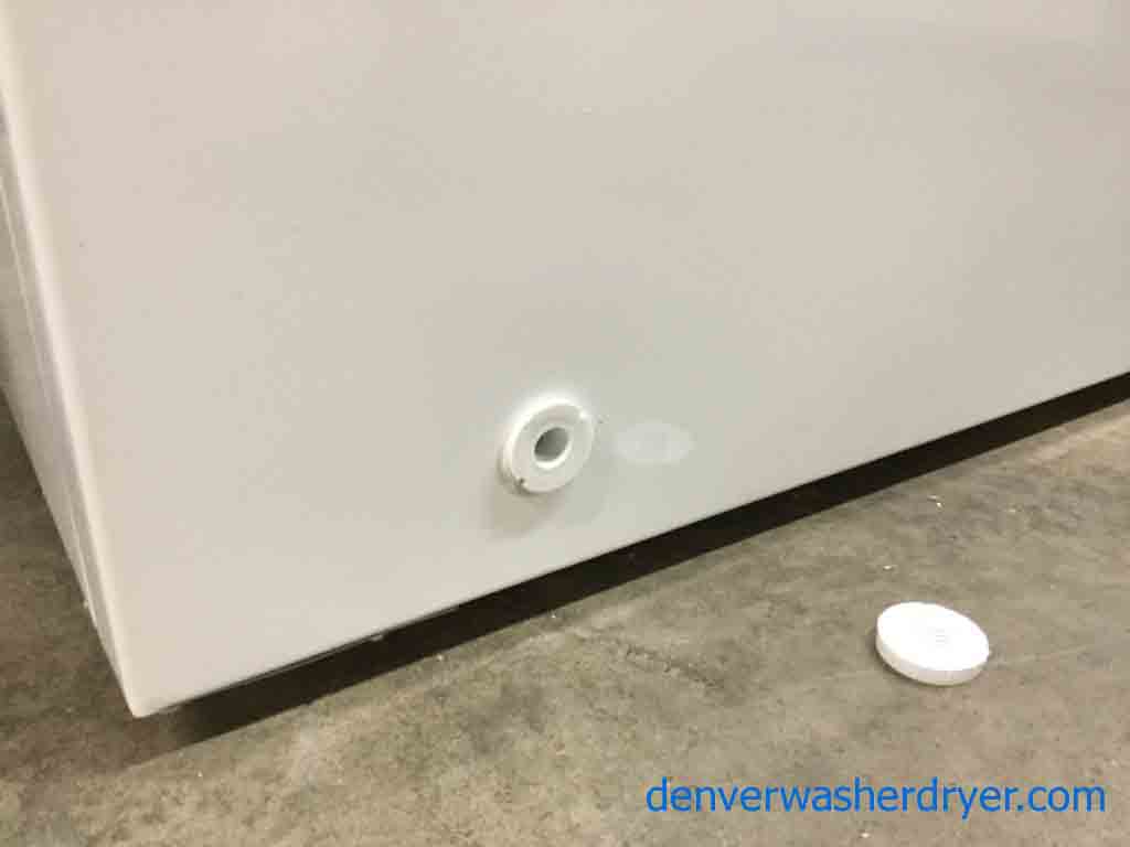 Brand-New Chest Freezer, 10.2 Cu. Ft., White, Made by Insignia, 1-Year Warranty!