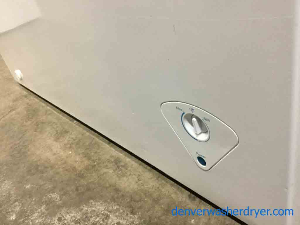 Incredible 10.2 Cu. Ft. Chest Freezer, White by Insignia, 1-Year Warranty!