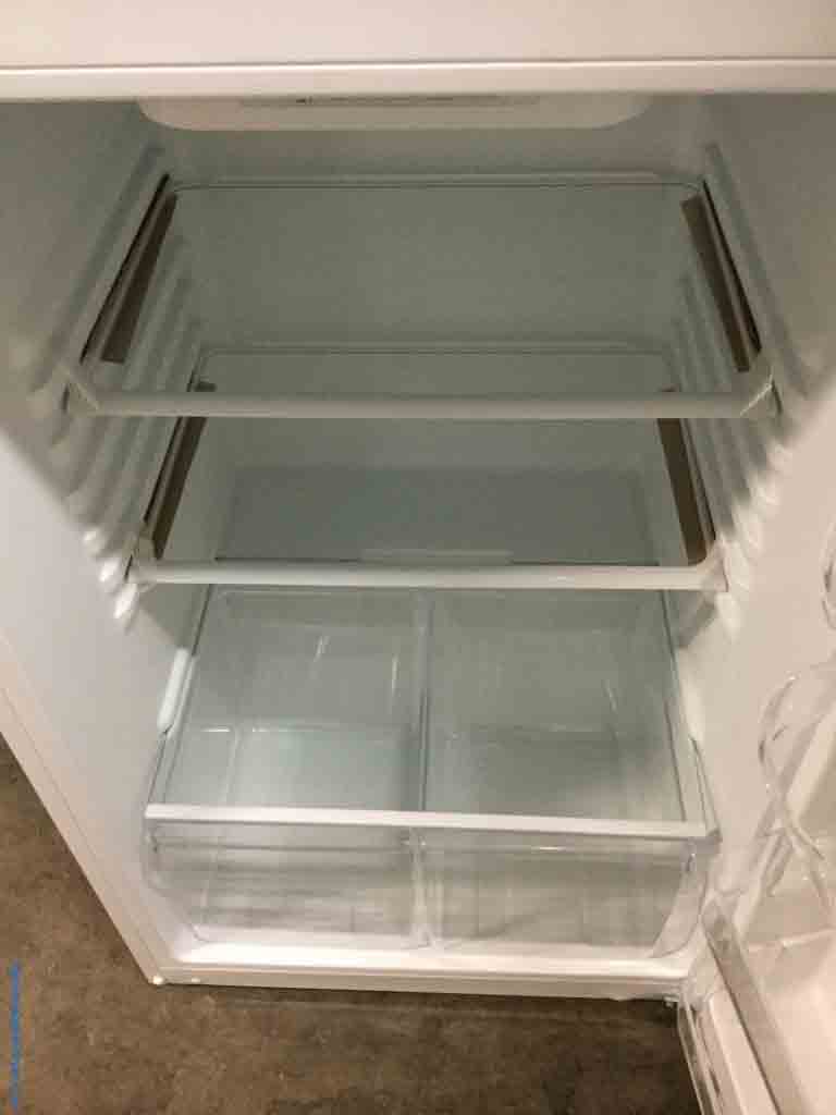 Large Images for Upright 10 Cu. Ft. Refrigerator in White, Insignia, 1