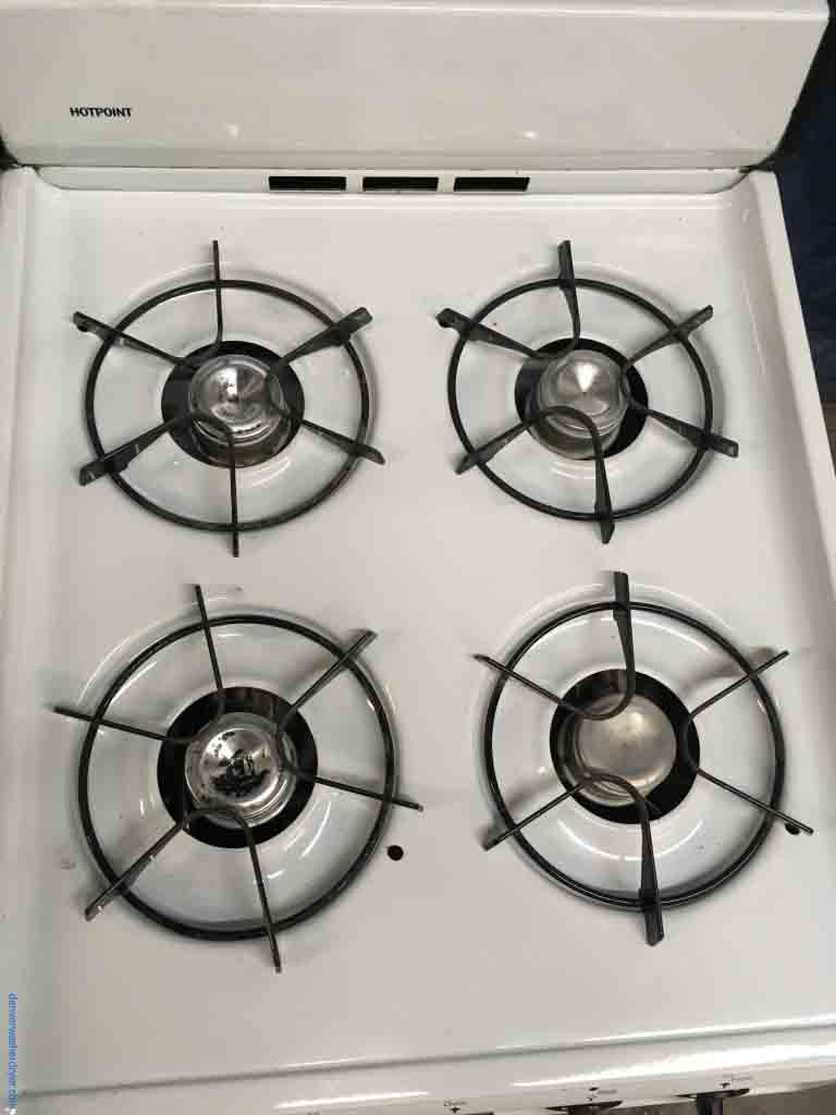 Charming 20 inch gas range! 1 Year Warranty!