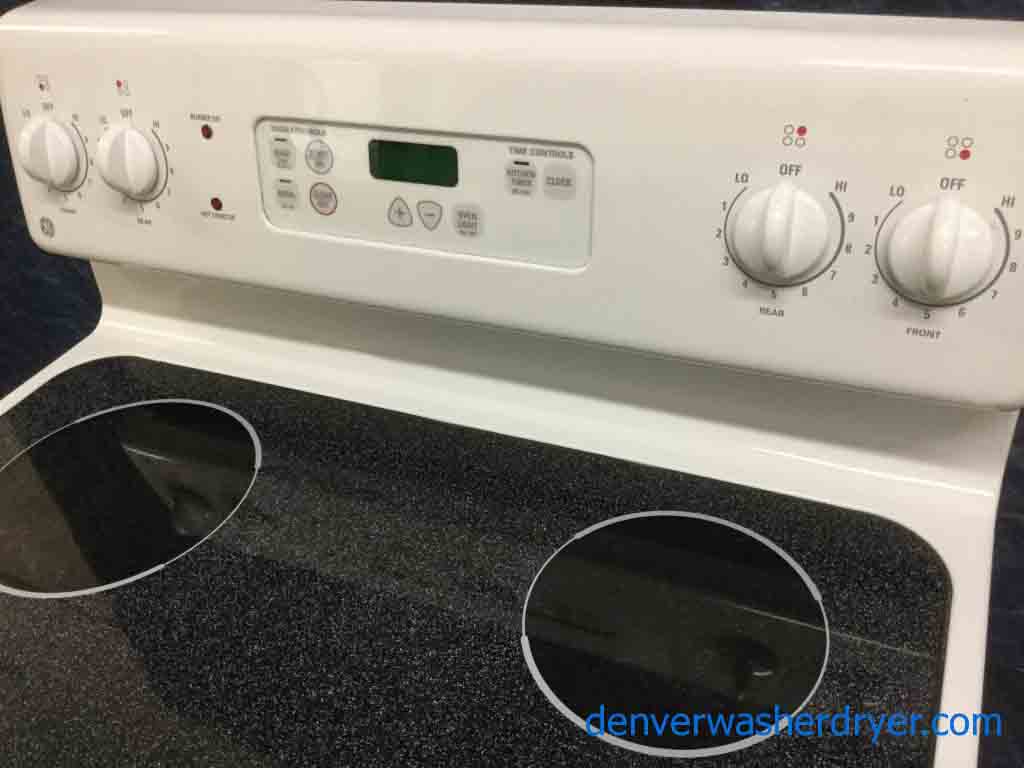 Smooth-Top Electric Range, White, 30″ Freestanding, GE, 1-Year Warranty