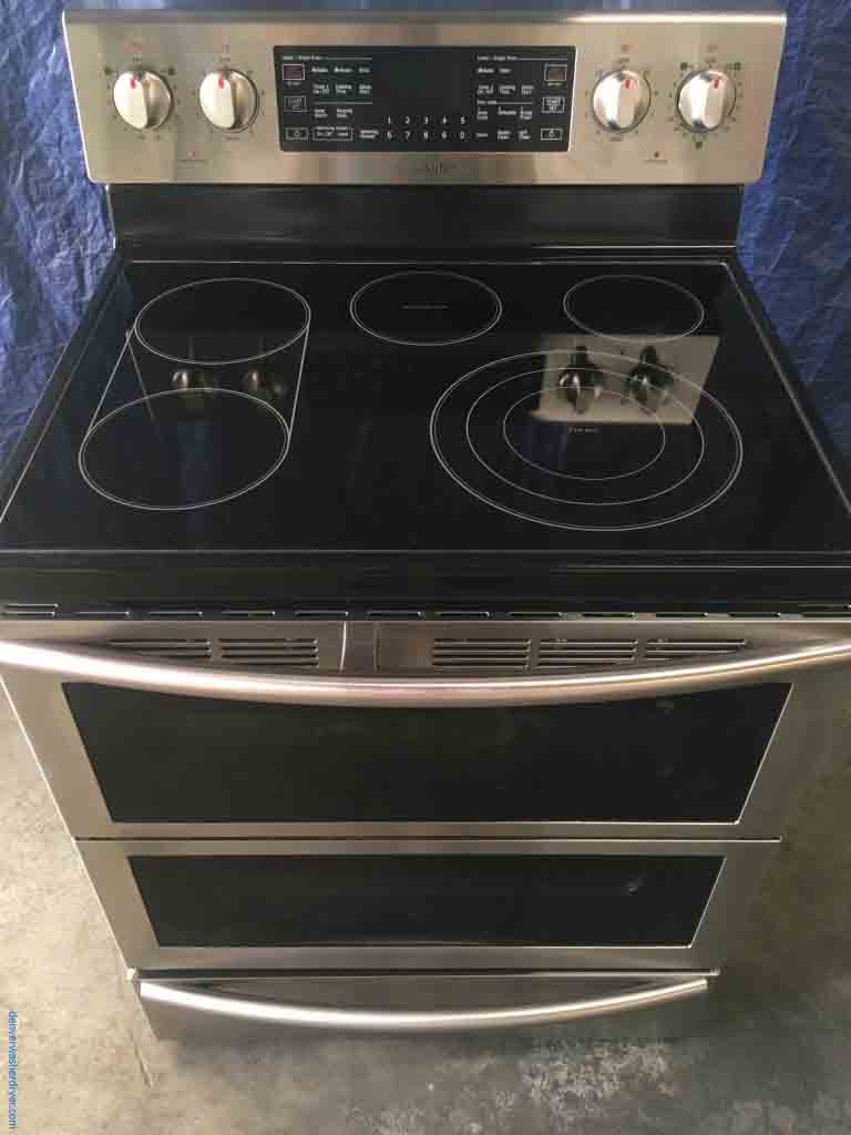 Samsung 5.9 cu. ft. Freestanding Flex Duo, Electric Range with Dual Door, with 1-Year Warranty