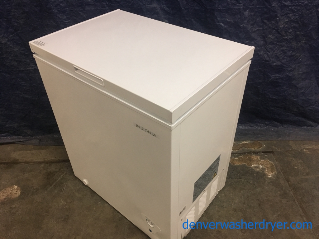 New (Dent) Insignia (5.0 Cu. Ft.) Chest Freezer, White, and 1-Year Warranty