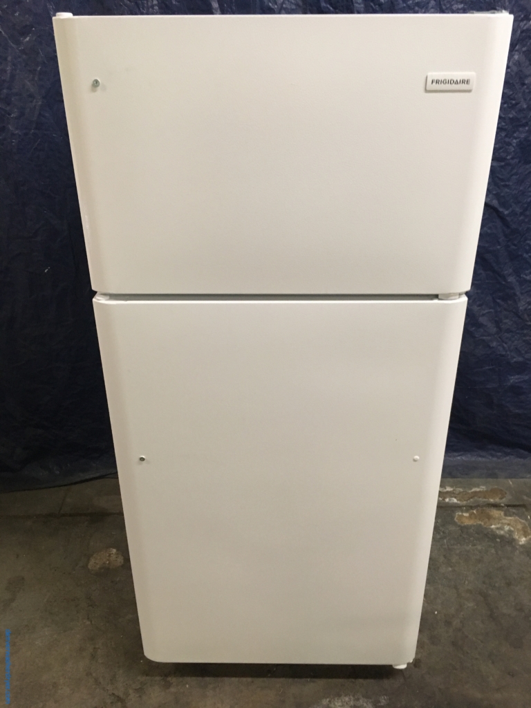 Large Images for NEW 30″ Frigidaire Top Freezer Refrigerator, (18 Cu