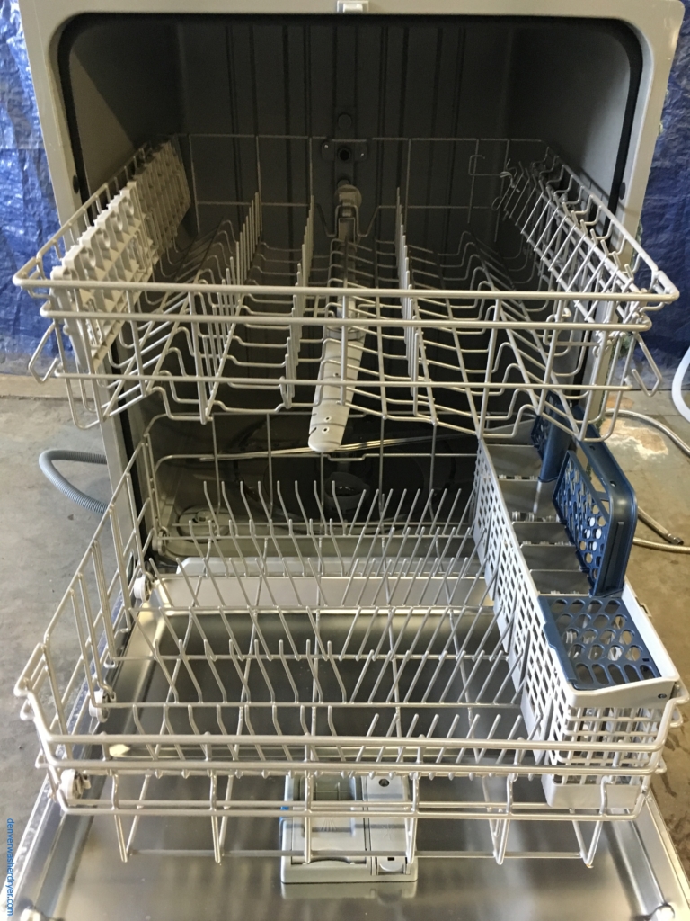 BRAND-NEW 24″ Built-In Samsung Stainless-Steel Top-Control Dishwasher, 1-Year Warranty