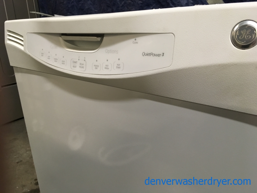 White GE 24″ Built-In Dishwasher, 1-Year Warranty