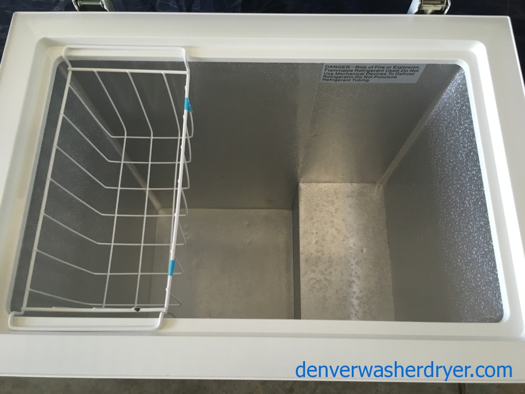 *USED* Insignia (5.0 Cu. Ft.) Chest Freezer, 1-Year Warranty