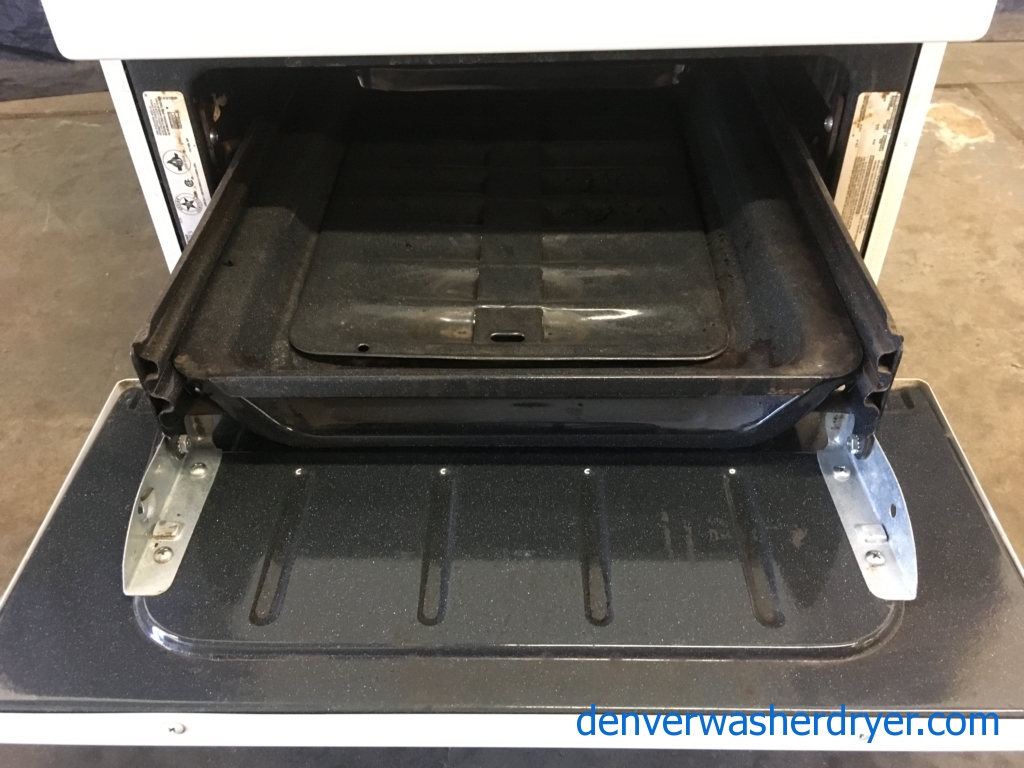 20″ Free-Standing (2.3 Cu. Ft.) Magic Chef (Maytag) *GAS* Range, 1-Year Warranty