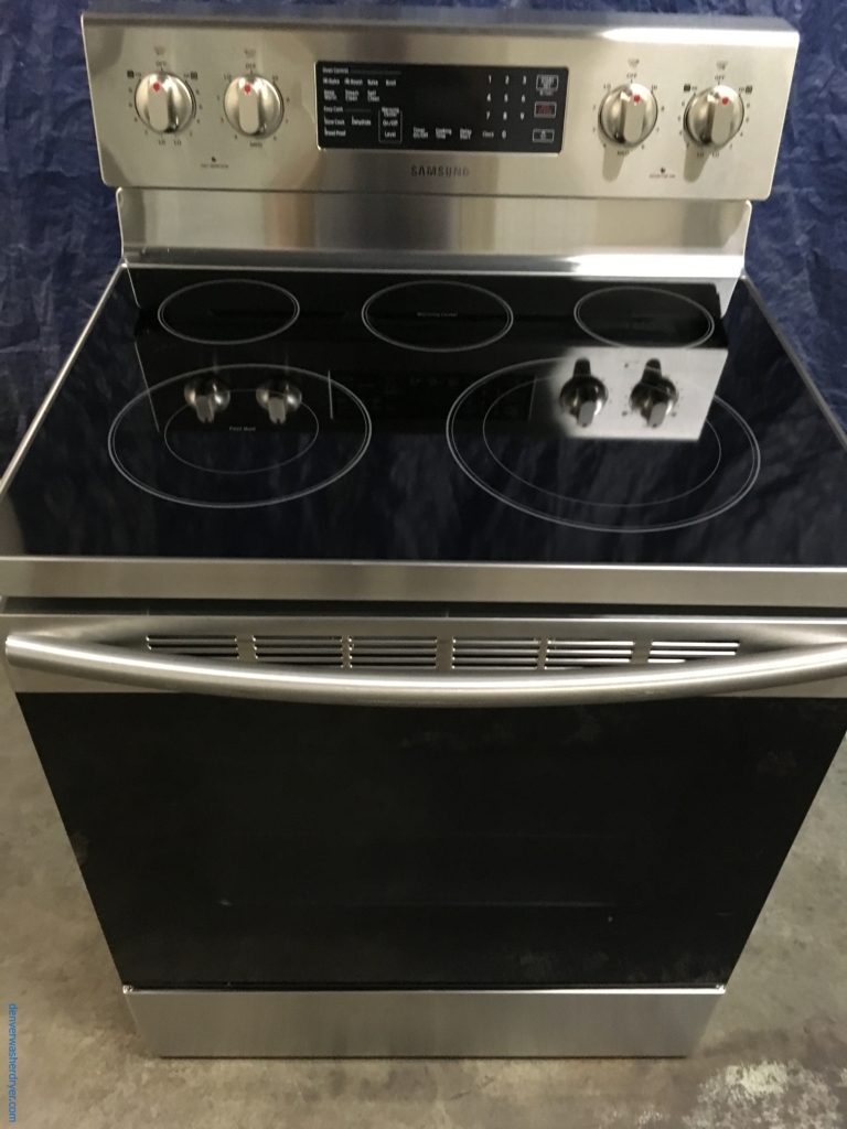 BRAND-NEW Stainless Samsung Glass-Top 30″ Free-Standing Self-Cleaning Convection Electric Range, 1-Year Warranty