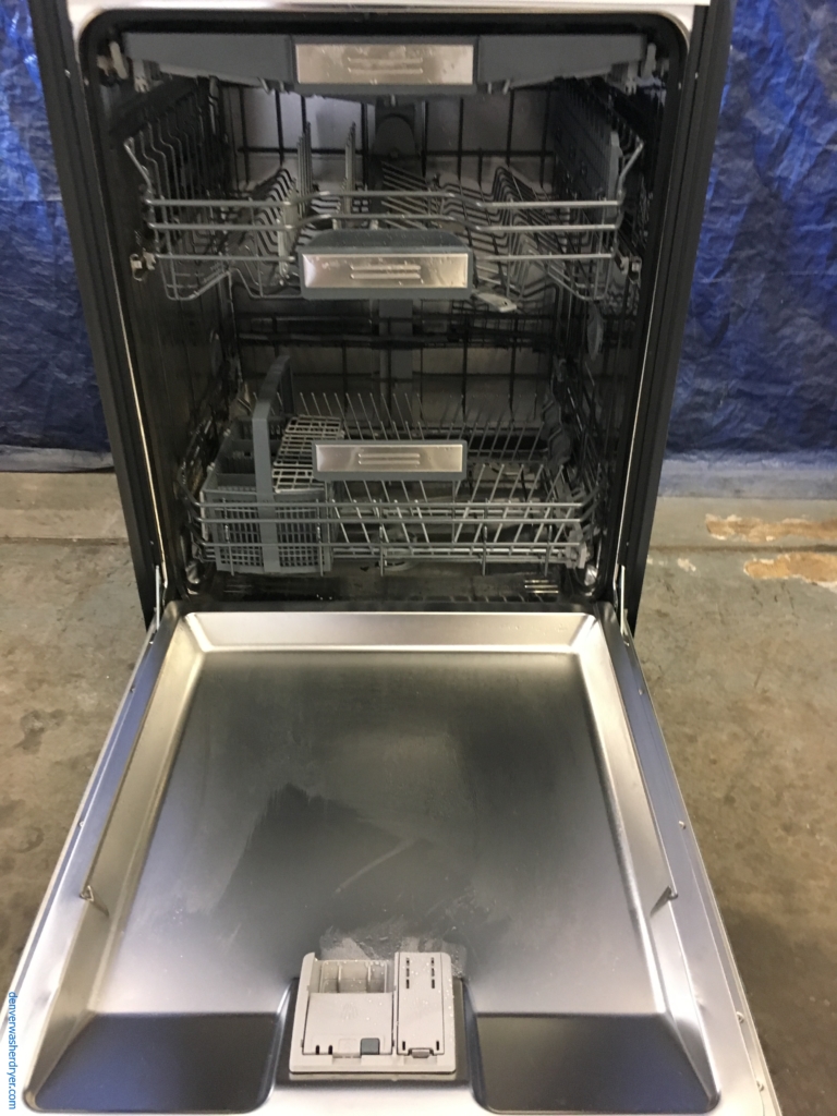 BRAND-NEW 24″ Built-In Stainless Thermador Professional Handle Fully-Flush Panel Star-Sapphire Dishwasher, 1 Year-Warranty
