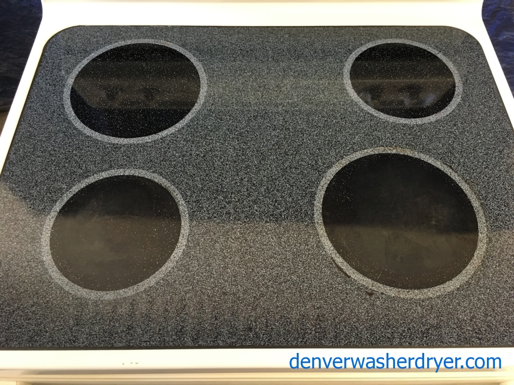 30″ GE Spectra Free-Standing Quick-Clean Electric (5.0 Cu. Ft.) Range, 1-Year Warranty