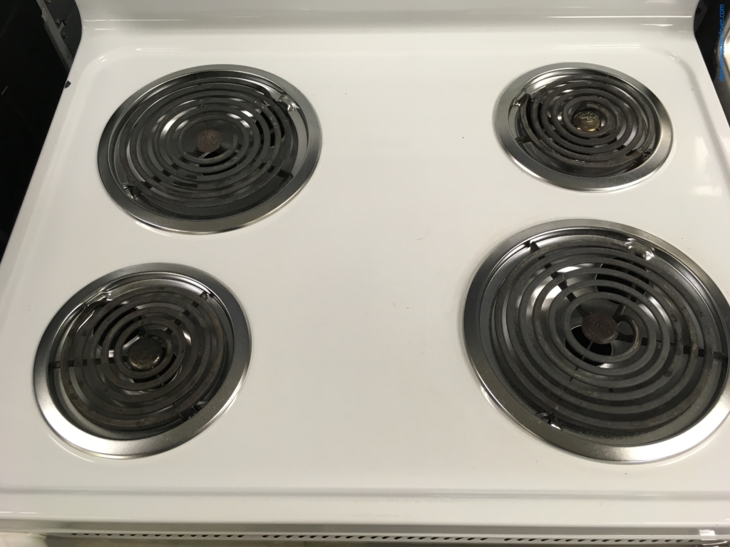 30″ Free-Standing White GE Profile Spectra Coil-Top Electric Range, 1-Year Warranty