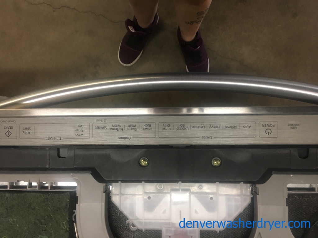 BRAND-NEW Samsung Storm-Wash 24″ Top-Control Built-In Stainless Dishwasher, 1-Year Warranty