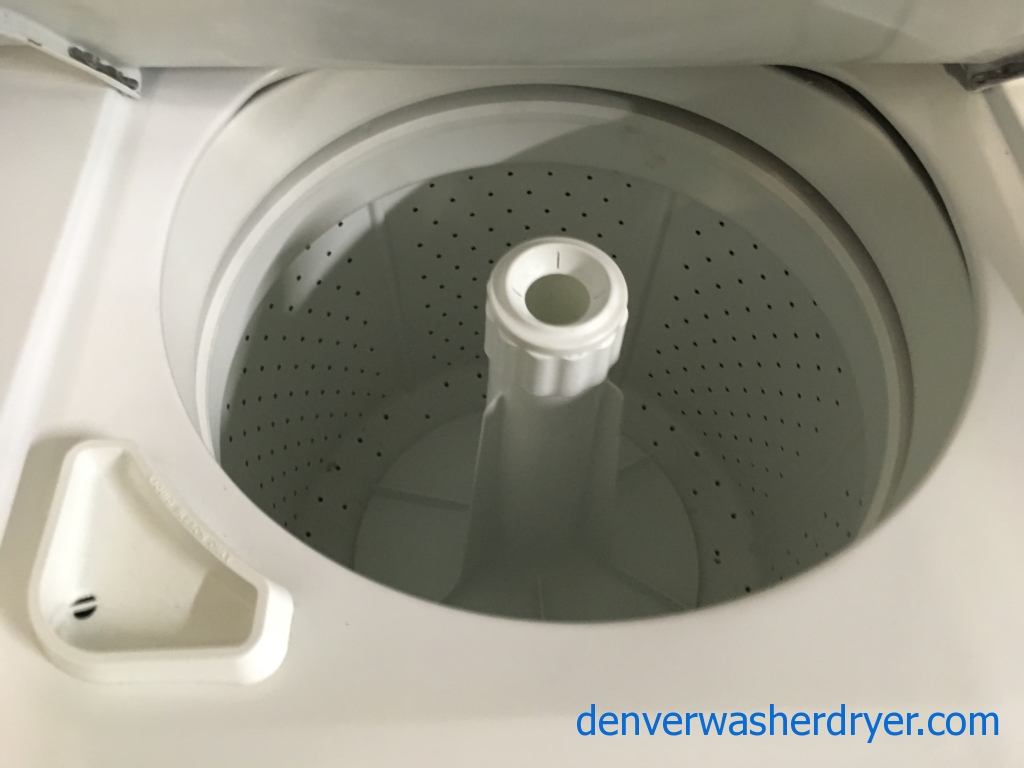 Large Images for 27″ GE FullSized Stackable (Unitized) 27″ Laundry Center, 220V, Clean and 1