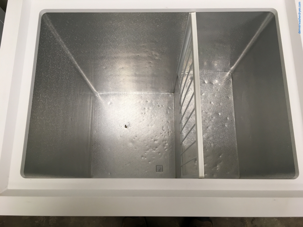 29″ GE Free-Standing Manual-Defrost Chest Freezer (5.0 Cu. Ft.), 1-Year Warranty