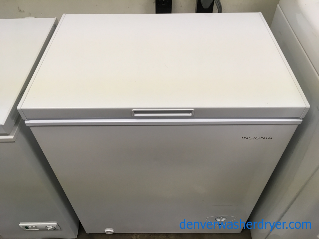Used Chest Freezer, 5 cu. ft., Insignia (GE), Manual Defrost, Clean and Cold, 1-Year Warranty!