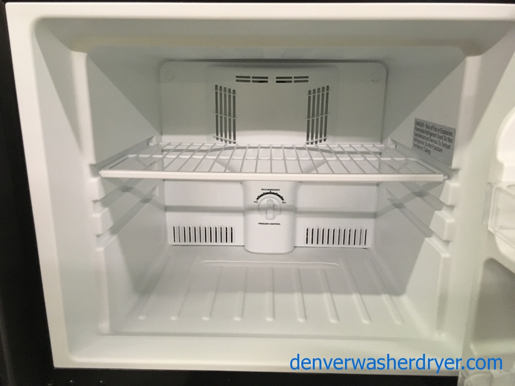 24″ Insignia Top-Freezer (9.9 Cu. Ft.) Refrigerator, 1-Year Warranty