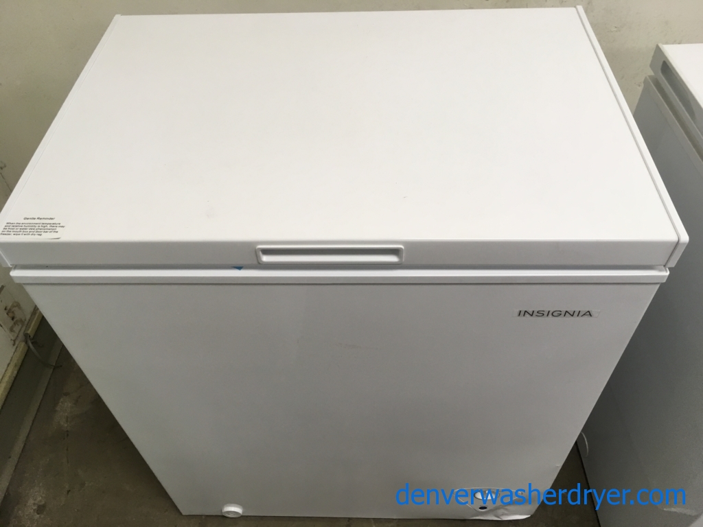 New! Chest Freezer by Insignia (GE), 5 cu. ft., Manual Defrost, 1-Year Warranty!