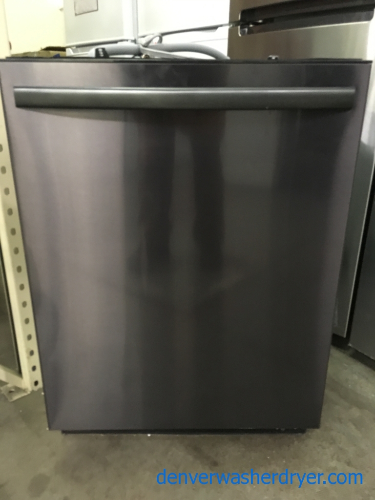 NEW! Black Stainless Steel Insignia (Samsung) 24″ Top Control Built-In Dishwasher, Energy Star, 1-Year Warranty