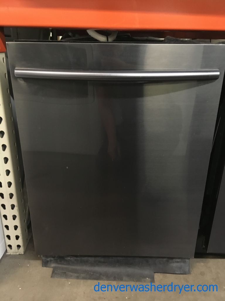 NEW! Black-Stainless Samsung Dishwasher, 3-Rack, 24″ Built-In, Hidden Control, Water Wall, 1-Year Warranty!